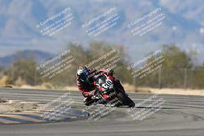 media/Dec-07-2025-CVMA (Sun) [[3e7d2de5dc]]/Race 12- Formula 40 MW and LW/